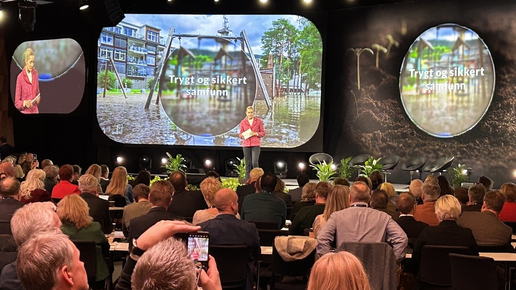 Bilde fra salen under KS sitt Landsting og Kommunepolitiske toppmøte i Trondheim