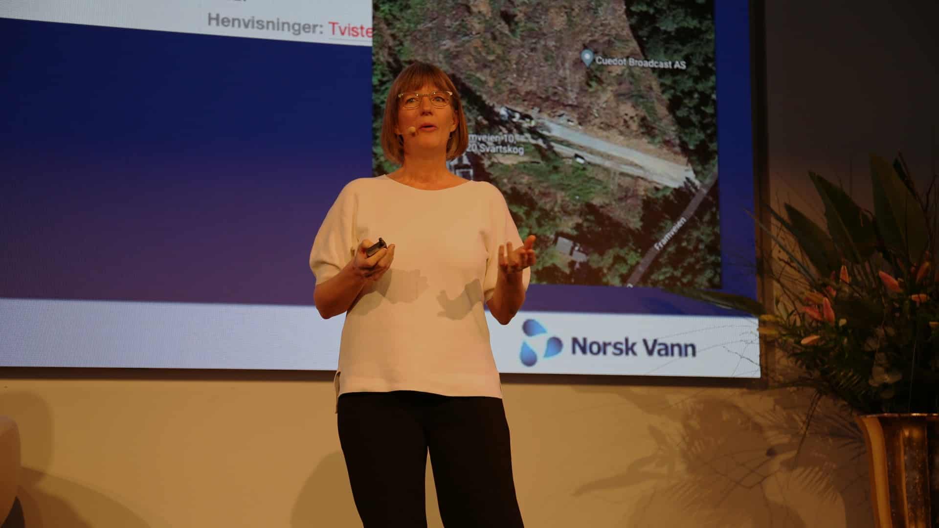 Elin Riise, jurist i Norsk Vann